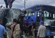 Un neerlandés fallecido y otros 19 heridos tras accidente en la vía a Baeza