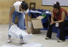 La diferencia entre Noboa y González es del 0,24 %, escrutado el 99,47 %