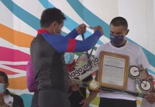 Caravana en Lago Agrio en homenaje a Narváez