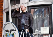 Estados Unidos interroga a diplomáticos de Ecuador por caso Assange