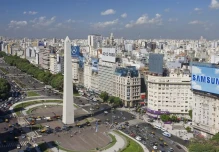 ¿Por qué se habla tanto de la economía de Ecuador en Argentina?