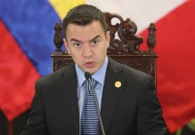 Diversos grupos protestaron ayer en Quito contra el Gobierno