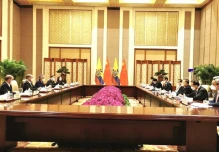 Ecuador y China comienzan a negociar un tratado de libre comercio