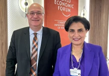 El BID manifiesta su apoyo a Ecuador en Davos