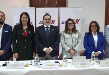 Gobierno anuncia intervención en hospitales públicos y cambios en autoridades por presuntas irregularidades