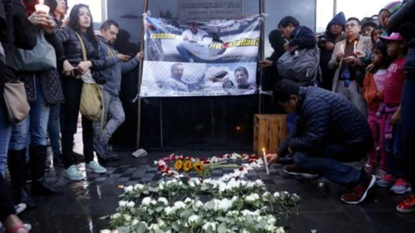Duelo por el asesinato del equipo periodístico de El Comercio. Foto: ABC 