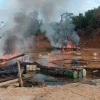 Perú destruye 17 campamentos de minería ilegal en la Amazonía