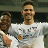 Con goles de Amarilla y Reasco, Liga terminó con el invicto de Barcelona en su estadio