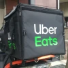 Estudio revela precariedad laboral en webs de pedidos y taxis 