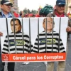 Masiva marcha respalda consulta popular de Moreno y pide renuncia de Glas