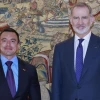 España apunta a reforzar vínculos con Ecuador