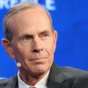 Mike Wirth advierte sobre la posible escasez global de crudo por bloqueo en Ormuz