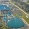 El Ejecutivo plantea que Cascabel y Mirador Norte cubran el 100 % de su demanda eléctrica mediante autogeneración antes de iniciar nuevas fases de producción
                                                width=