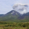 El Geofísico reporta incandescencia en la cumbre de volcán Reventador