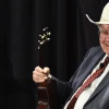 El conglomerado de Warren Buffett rebasa el billón de dólares en bolsa