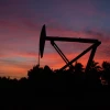 El WTI  baja un 3,13 %, hasta $ 82,69 el barril