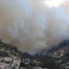 Varios incendios simultáneos acorralan a Quito