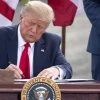 Trump prometió auge petrolero, pero el sector enfrenta despidos y menor extracción
