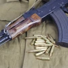 El secreto de las 10 mil armas AK 47 donadas por China a Ecuador 