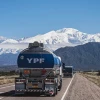 La petrolera argentina YPF recomprará deuda