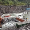 El dique artificial para frenar la erosión del río Coca genera polémica