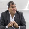 Correa cae en lo más bajo de la miseria humana