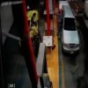 Video registra asalto de armados en una gasolinera del Coca 