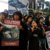 Manifestantes piden frente a la Embajada china en Quito la salida de flota pesquera