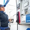 El galón de gasolina Súper 95 cayó por debajo de los $ 4