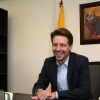 Long pasó de asesor a Ministro de Relaciones Exteriores en 7 años