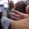 Glas fue a la Fiscalía con sus simpatizantes y Montúfar resultó agredido