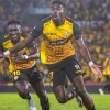 Barcelona logró un agónico empate y sigue firme en la punta