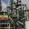 Petroecuador tiene 669 trabajadores menos