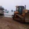 Naufragio de navío provoca derrame de combustible en Galápagos