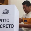 Gobierno aplaude decisión del CNE contra el "voto extorsionado"