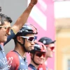 Richard Carapaz y Carlos Rodríguez encabezan Ineos y Evenepoel el Quick Step