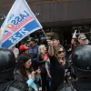 La protesta persiste en el CNE, pese al desalojo