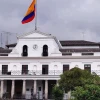 Riesgo país de Ecuador cae a 386 puntos y alcanza su nivel más bajo desde 2014
