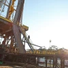 La propuesta busca atraer inversión privada a la producción y refinación de crudo
                                                width=