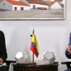 Los apagones disminuirán de 12 a 8 horas diarias 