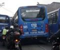 Transportistas de Quito recortan horarios de servicio y exigen revisi&oacute;n de tarifas
