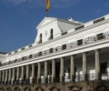 Ecuador coloca USD 1.000 millones en bonos internacionales con menor tasa de inter&eacute;s