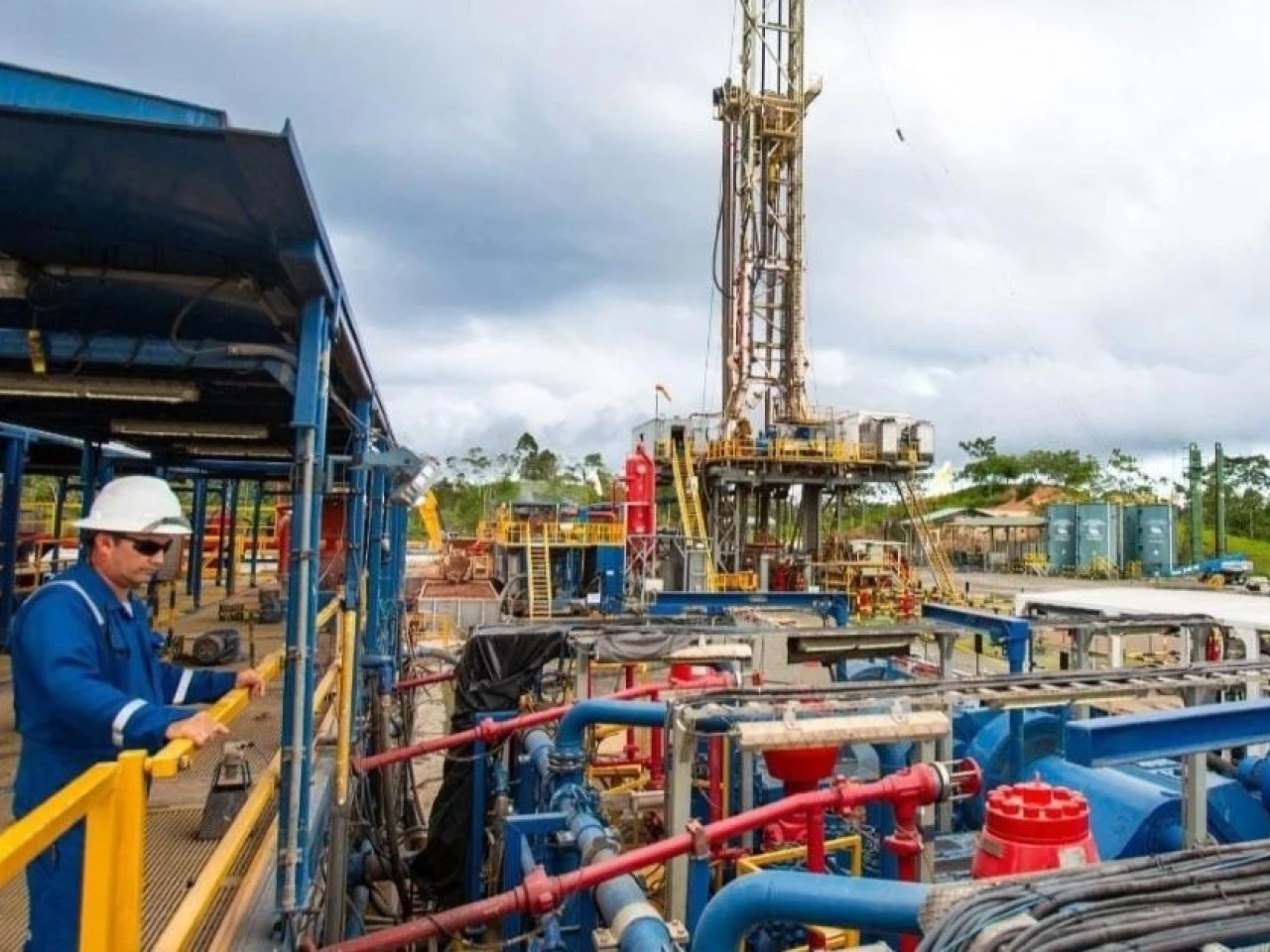 Petroecuador no ha aprovechado la bonanza de los precios del petróleo. Producción sigue cayendo