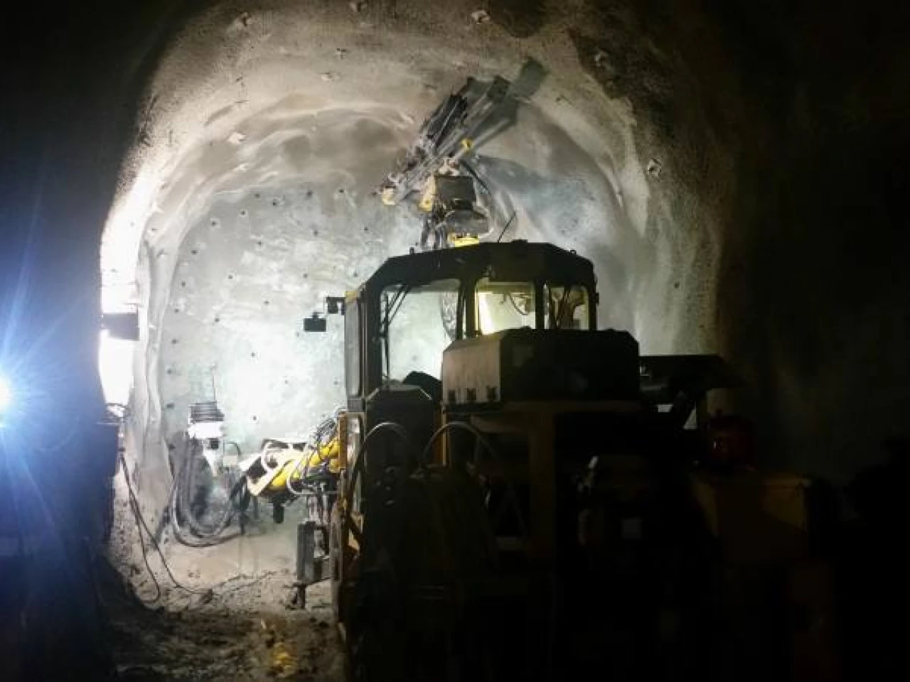 Dos túneles se abren en mina Fruta del Norte