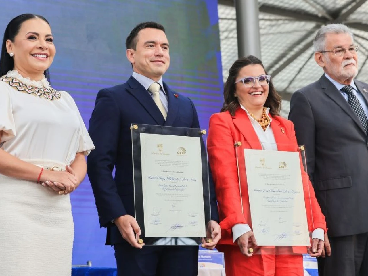 Noboa y Pinto recibieron las credenciales presidenciales