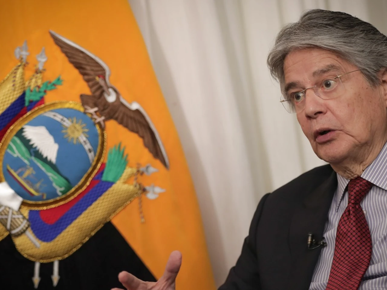 La Asamblea declaró a Lasso "responsable" de peculado