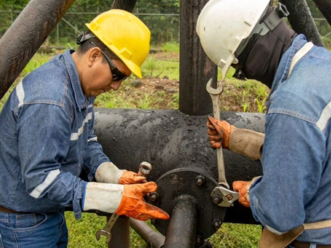 Ecuador habilita al Banco Central para asegurar el precio del petróleo 