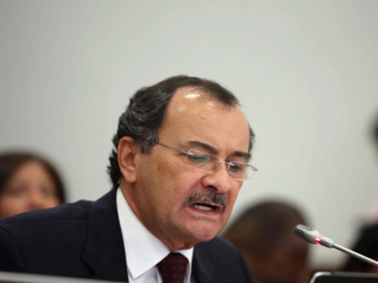 Juez de EE.UU. pospuso para el martes la sentencia de Carlos Pólit