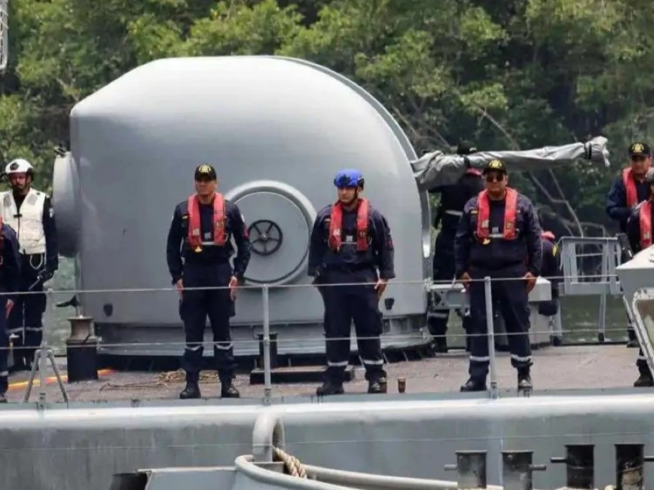 Armada ecuatoriana se prepara para ejercicios internacionales junto al USS Nimitz