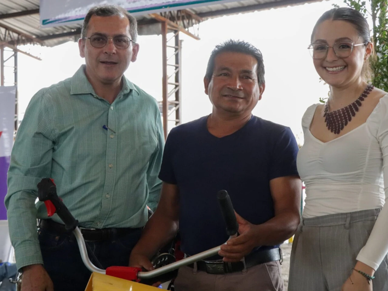 Productores de Pastaza recibieron paquetes tecnológicos